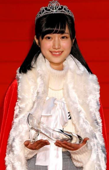 福本莉子 大学